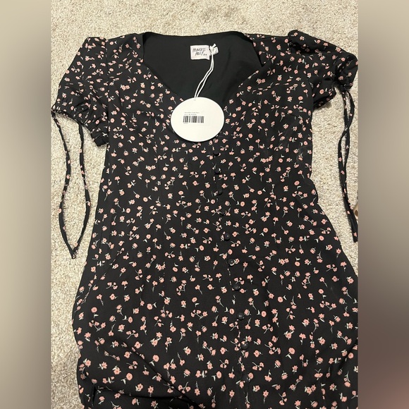 NWT Princess polly hattie floral midi dress size 4 black w pink & green flowers - Picture 3 of 3